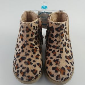 Kids Carter's Girl Faux Fur Animal Print  Booties Size 6